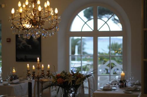 Hotel Villa Les Rosiers Гримо Экстерьер фото